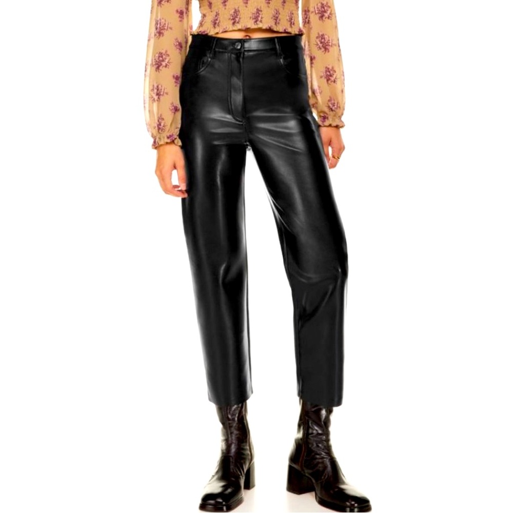 🛍️Aritzia cropped black leather Melina pants size 2 👖